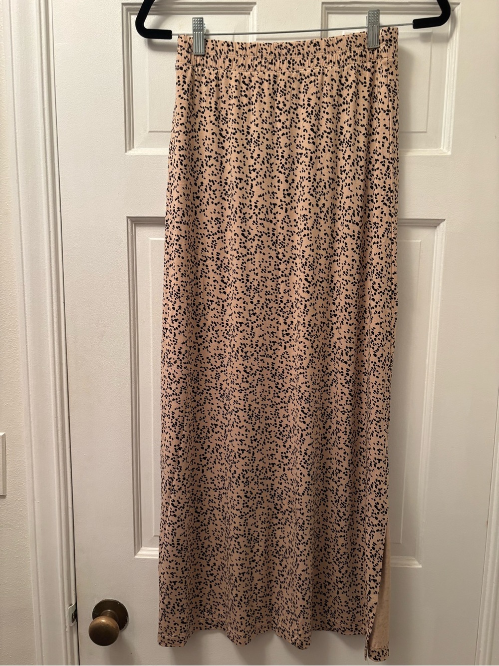 Amazon Essentials Women’s Beige and Black Maxi Skirt SOFT XSmall